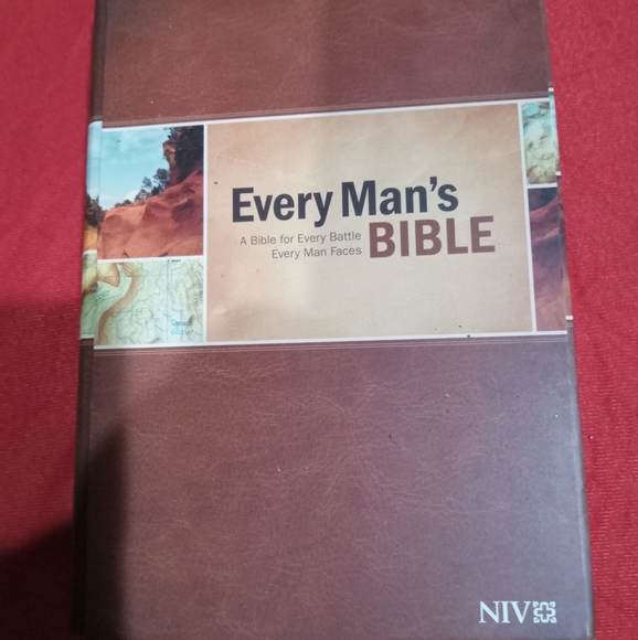 Every Man's Bible, NIV Edition HB - Picture 1 of 3